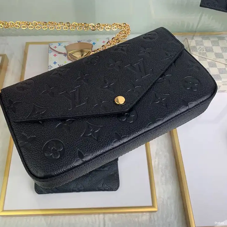 2110HT0015 LV Bag 0821